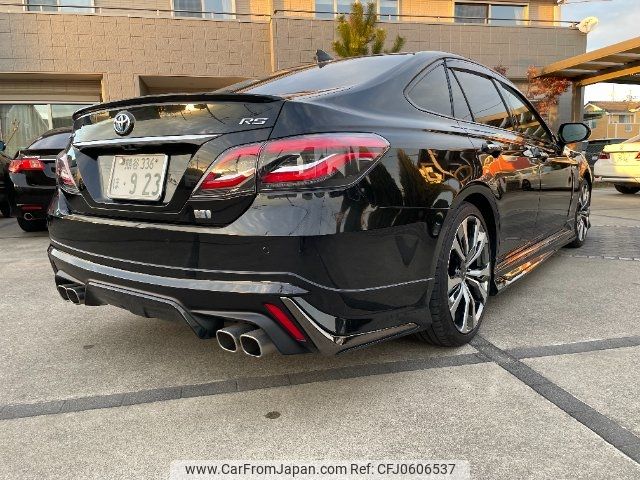 toyota crown 2018 CFJ0606537 image 2
