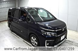 toyota voxy 2014 -TOYOTA 【豊田 331ち】--Voxy ZRR80W-0067795---TOYOTA 【豊田 331ち】--Voxy ZRR80W-0067795-