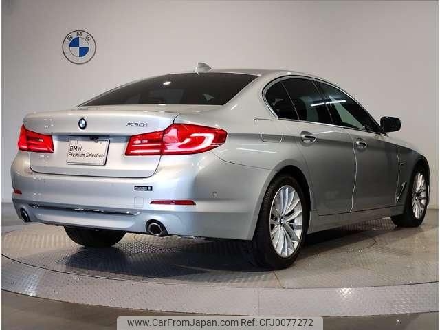 bmw 5-series 2017 quick_quick_DBA-JA20_WBAJA52060WA34453 image 2