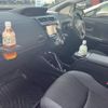 toyota prius-α 2017 CFJ1551895 image 16