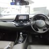 toyota c-hr 2018 quick_quick_DAA-ZYX10_ZYX10-2138694 image 3