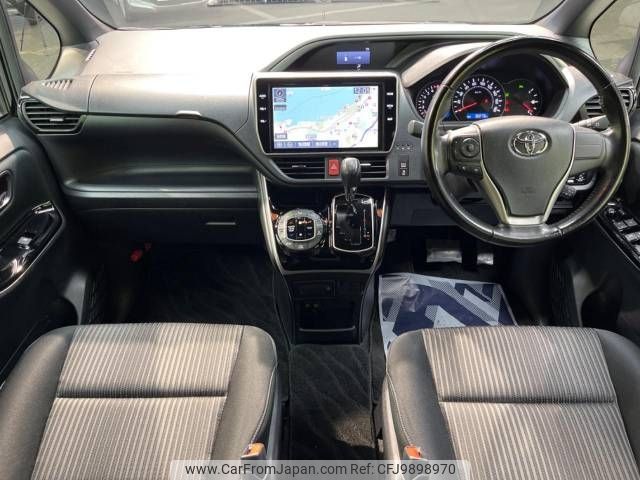 toyota voxy 2019 -TOYOTA--Voxy DBA-ZRR80W--ZRR80-0540314---TOYOTA--Voxy DBA-ZRR80W--ZRR80-0540314- image 2