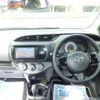 toyota vitz 2016 CFJ1848072 image 3