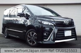 toyota voxy 2017 -TOYOTA--Voxy ZRR80W--0366651---TOYOTA--Voxy ZRR80W--0366651-