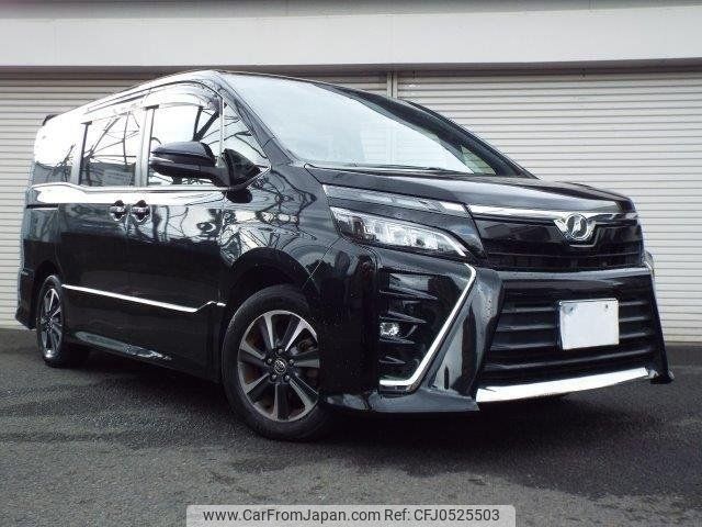 toyota voxy 2017 -TOYOTA--Voxy ZRR80W--0366651---TOYOTA--Voxy ZRR80W--0366651- image 1