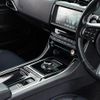 jaguar xe 2018 GOO_JP_965024112500207980004 image 39