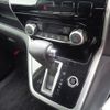nissan serena 2017 CFJ1726630 image 9