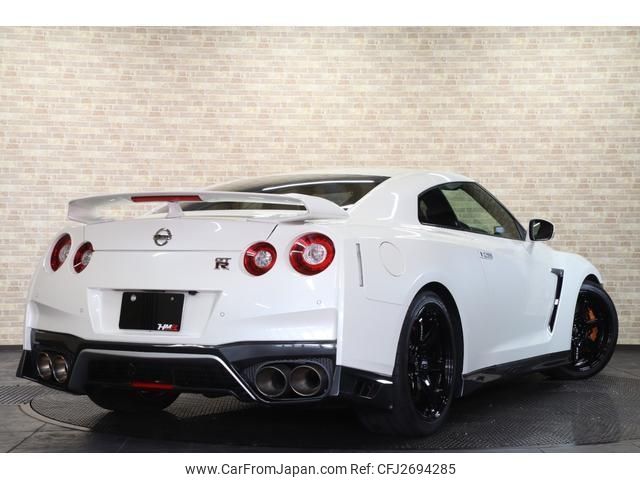 2017 Nissan Gt-r R35 - Car Price $111,502