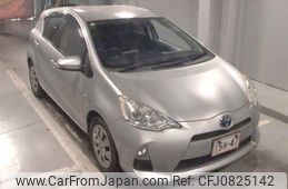 toyota aqua 2013 -TOYOTA--AQUA NHP10-2180685---TOYOTA--AQUA NHP10-2180685-