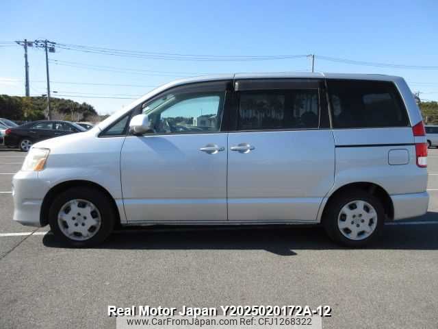 toyota noah undefined 3282185-Y2025020172A-12 image 2