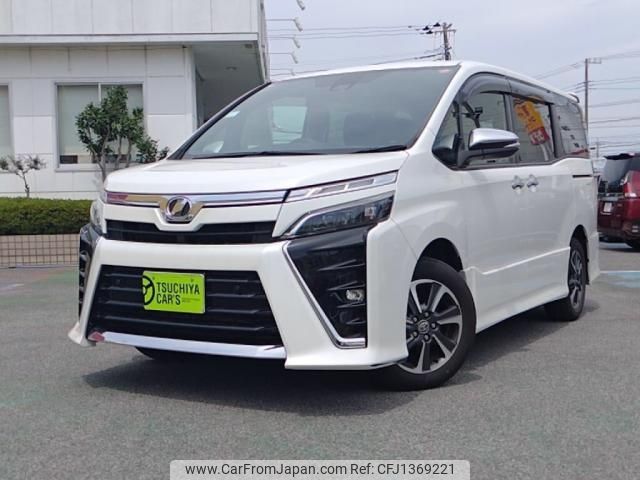 toyota voxy 2020 -TOYOTA--Voxy DBA-ZRR80W--ZRR80-0589909---TOYOTA--Voxy DBA-ZRR80W--ZRR80-0589909- image 1