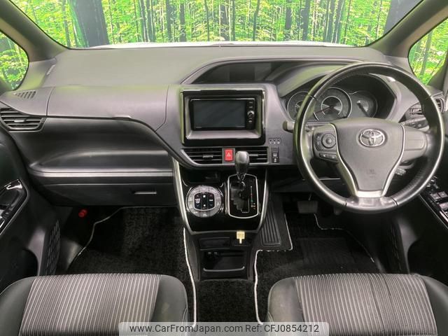 toyota voxy 2018 quick_quick_ZRR85W_ZRR85-0096501 image 2