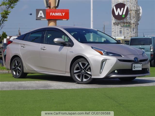 toyota prius 2019 -TOYOTA--Prius DAA-ZVW51--ZVW51-8048197---TOYOTA--Prius DAA-ZVW51--ZVW51-8048197- image 1