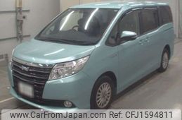 toyota noah 2015 CFJ1594811