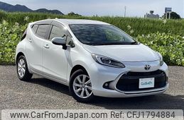 toyota aqua 2022 CFJ1794884