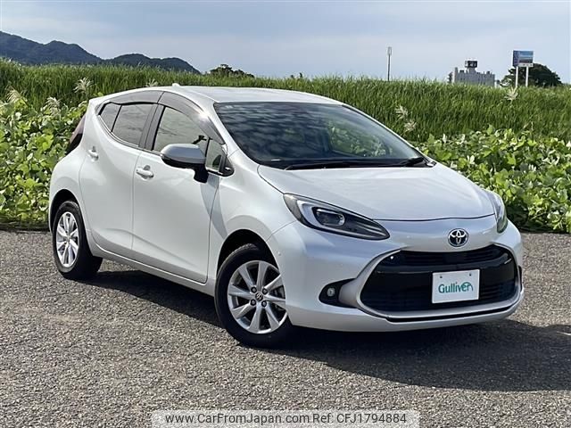 toyota aqua 2022 CFJ1794884 image 1