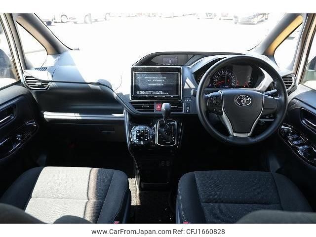 toyota voxy 2017 CFJ1660828 image 2