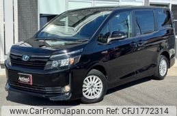 toyota voxy 2017 CFJ1772314