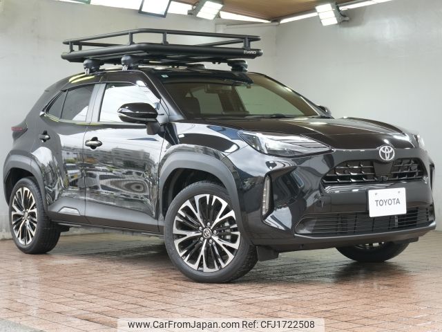 toyota yaris-cross 2025 CFJ1722508 image 1