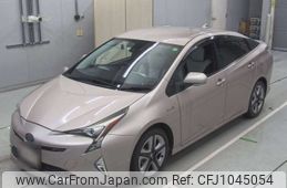 toyota prius 2018 -TOYOTA--Prius ZVW51-8043718---TOYOTA--Prius ZVW51-8043718-