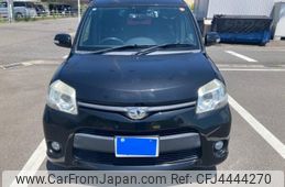 toyota sienta 2013 CFJ4444270