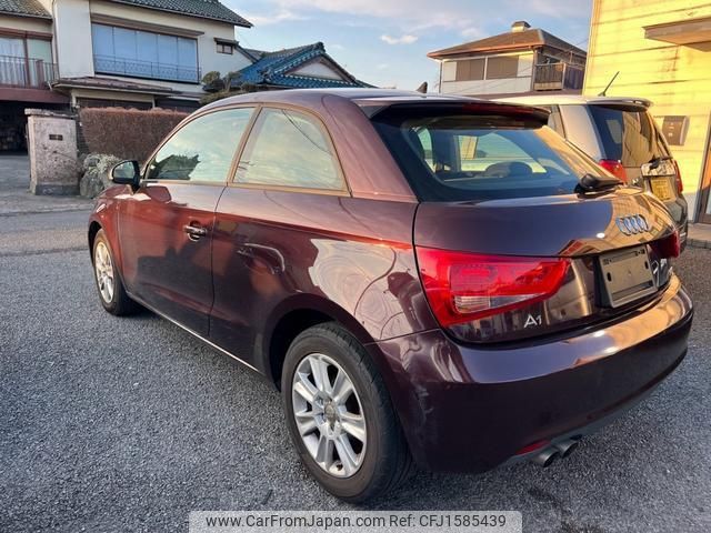 audi a1 2012 CFJ1585439 image 2