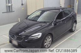 volvo v40 2016 CFJ1886389