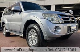 mitsubishi pajero 2012 CFJ1745384