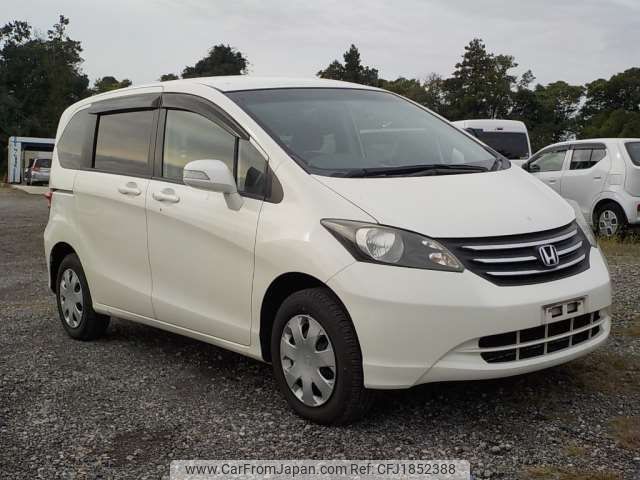honda freed 2011 CFJ1852388 image 1