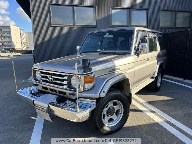 toyota landcruiser-70 1999 quick_quick_KG-HZJ76K_0001084 image 1