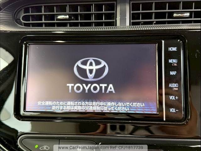 toyota aqua 2018 CFJ1817739 image 2