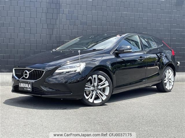 volvo v40 2018 -VOLVO--Volvo V40 LDA-MD4204T--YV1MVA8RDK2555793---VOLVO--Volvo V40 LDA-MD4204T--YV1MVA8RDK2555793- image 1