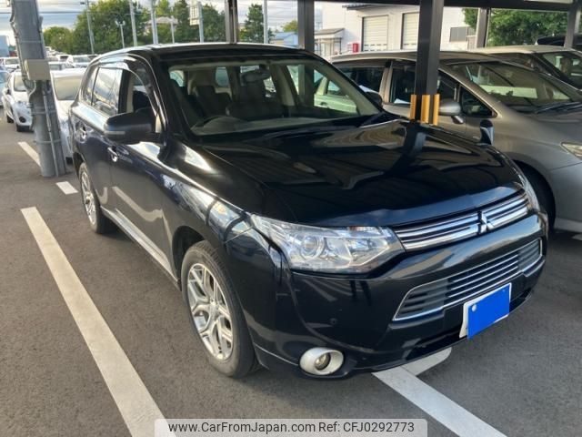 mitsubishi outlander-phev 2013 -MITSUBISHI--Outlander PHEV DLA-GG2W--GG2W-0006945---MITSUBISHI--Outlander PHEV DLA-GG2W--GG2W-0006945- image 2