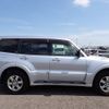 mitsubishi pajero 2005 REALMOTOR_N2024060070F-10 image 9