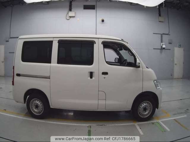 toyota townace-van 2021 CFJ1786665 image 2