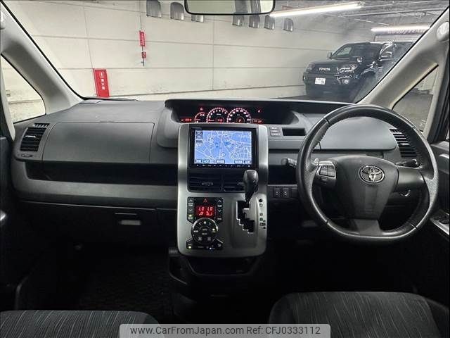 toyota voxy 2011 -TOYOTA--Voxy DBA-ZRR70W--ZRR70-0451701---TOYOTA--Voxy DBA-ZRR70W--ZRR70-0451701- image 2