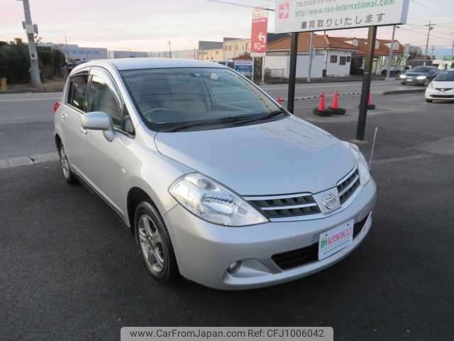 nissan tiida 2012 504749-RAOID10239 image 2