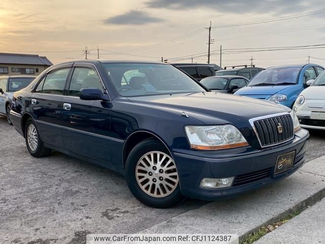 toyota crown-majesta 2000 GOO_JP_700070884830250506002 image 1