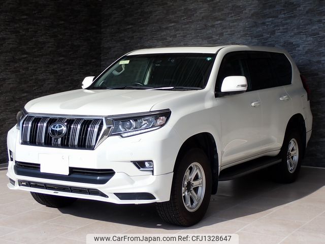 toyota land-cruiser-prado 2020 25631205 image 1