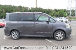 toyota noah 2009 CFJ1241620