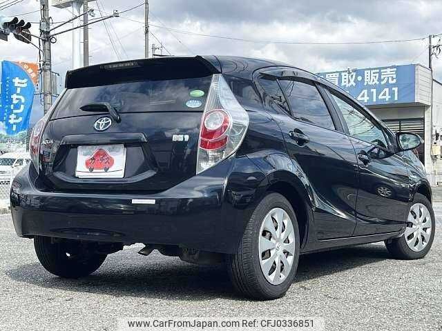 toyota aqua 2014 504928-924986 image 2