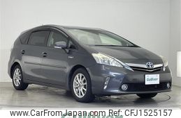 toyota prius-α 2011 CFJ1525157