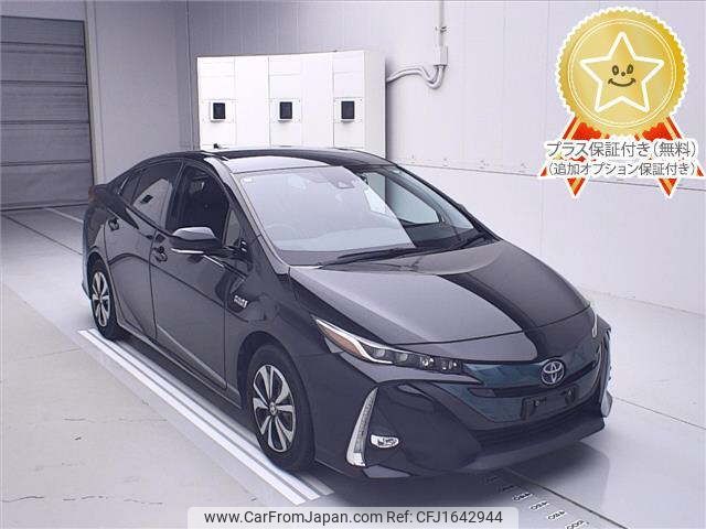 toyota prius-phv 2019 CFJ1642944 image 1