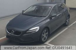 volvo v40 2018 -VOLVO--Volvo V40 LDA-MD4204T--YV1MVA8RDK2565544---VOLVO--Volvo V40 LDA-MD4204T--YV1MVA8RDK2565544-