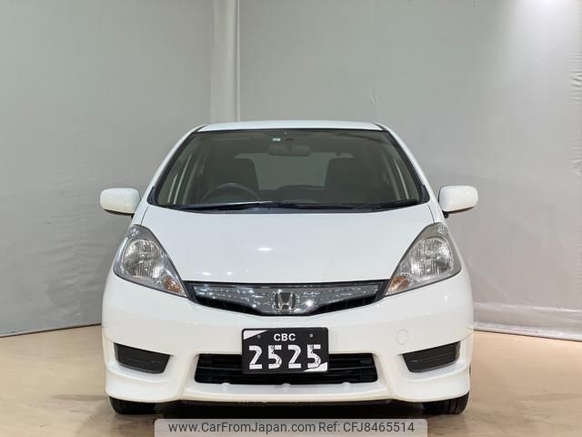 honda fit-shuttle-hybrid 2013 quick_quick_GP2_GP2-3132062 image 2