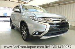 mitsubishi outlander 2015 CFJ1470957