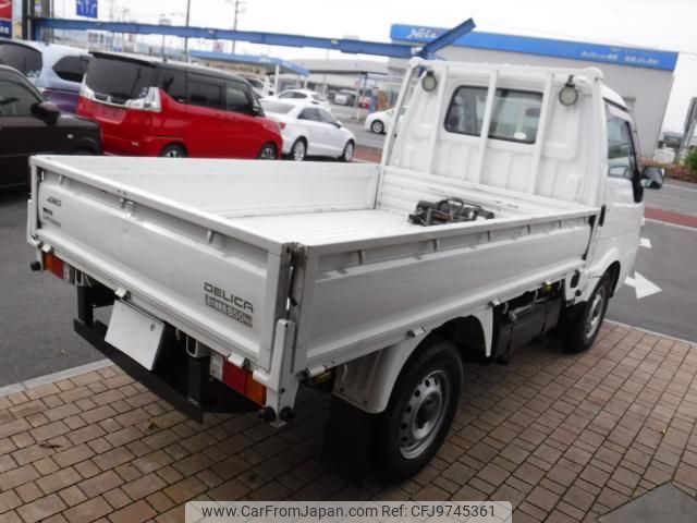 mitsubishi delica-truck 2004 quick_quick_TC-SK82LM_SK82LM-100150 image 2