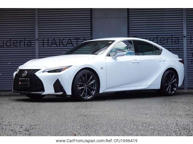 lexus is 2024 CFJ1696419 image 2