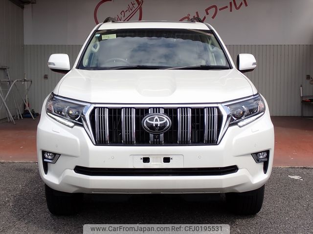 toyota land-cruiser-prado 2020 24352207 image 2