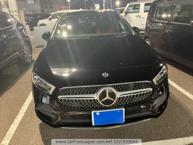 mercedes-benz a-class 2019 CFJ1835663 image 1